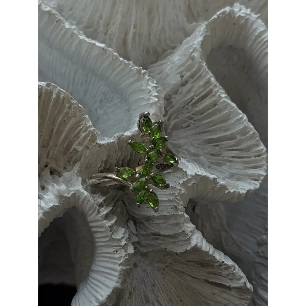 925 Sterling Silver Green Peridot Flower Ring Adjustable